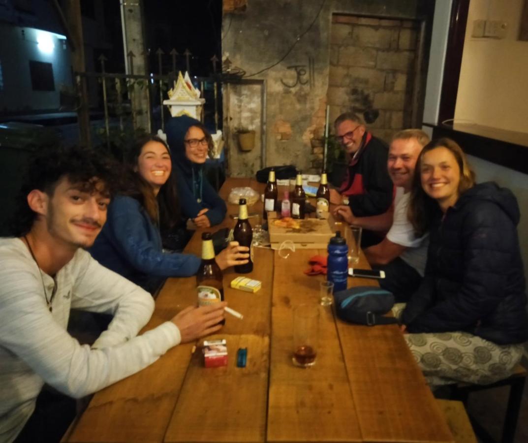 Hostel La Casa - Thakhek Zewnętrze zdjęcie